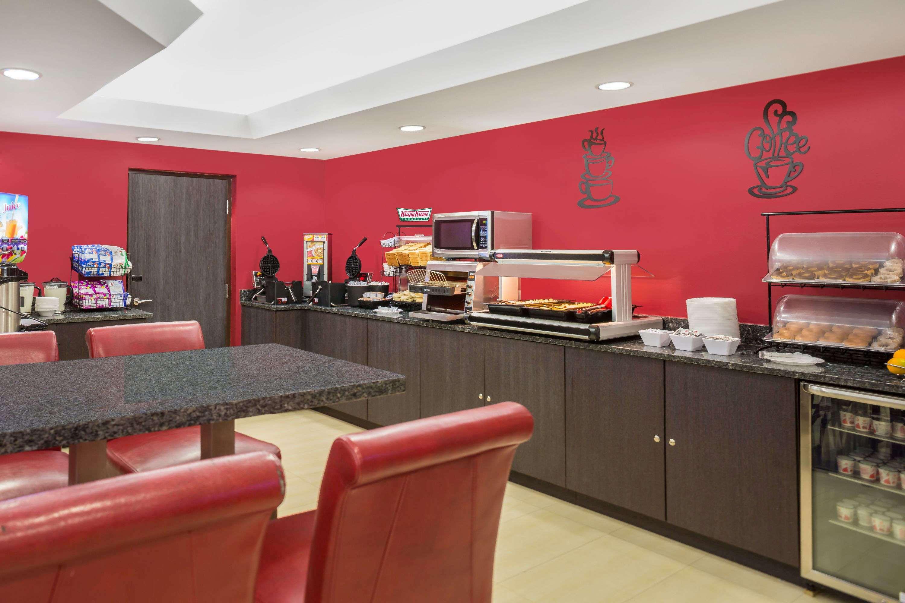 Ramada By Wyndham Miami Springs/Miami International Airport Hotel Екстериор снимка