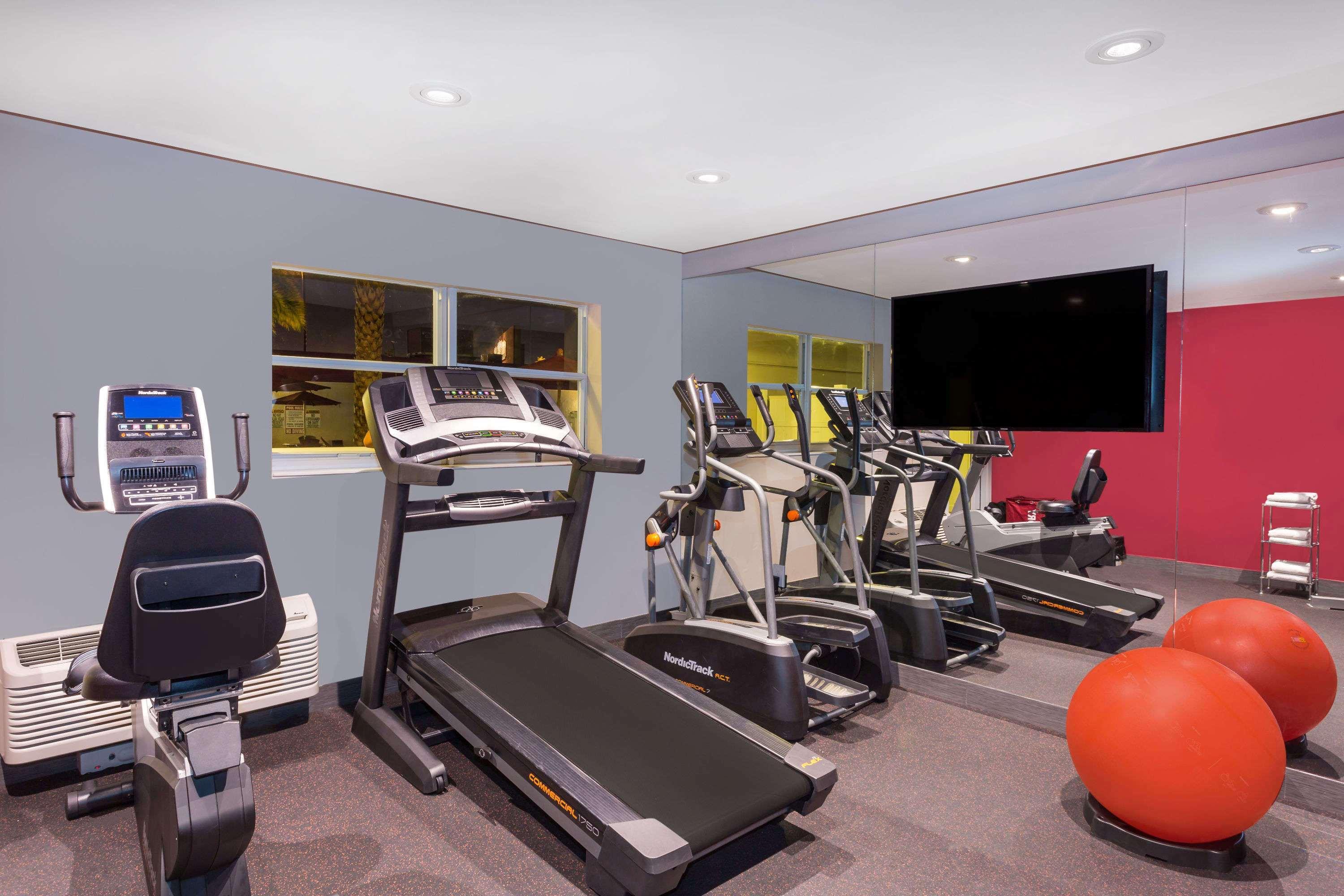 Ramada By Wyndham Miami Springs/Miami International Airport Hotel Екстериор снимка