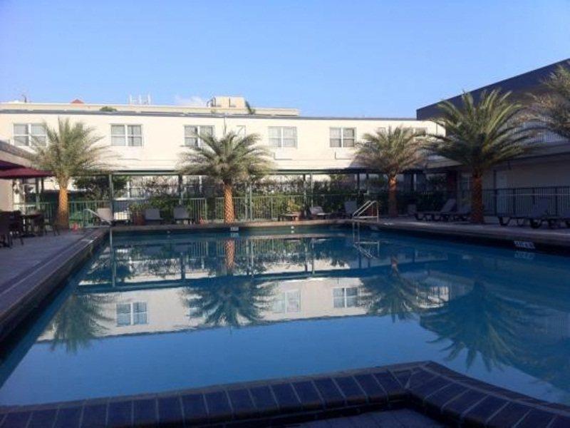 Ramada By Wyndham Miami Springs/Miami International Airport Hotel Екстериор снимка