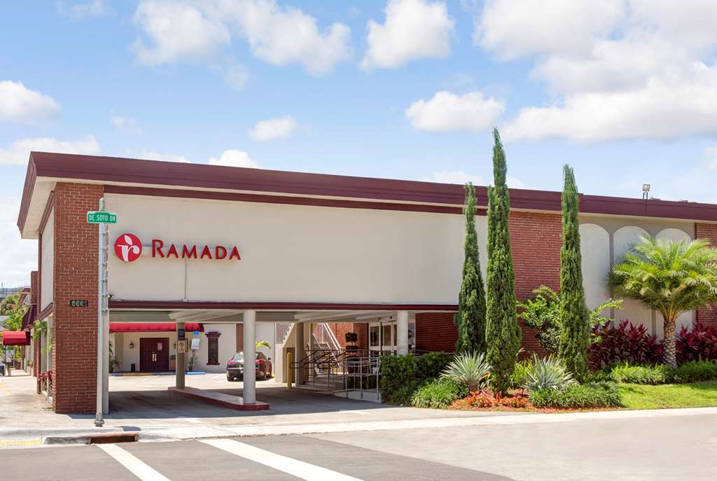Ramada By Wyndham Miami Springs/Miami International Airport Hotel Екстериор снимка
